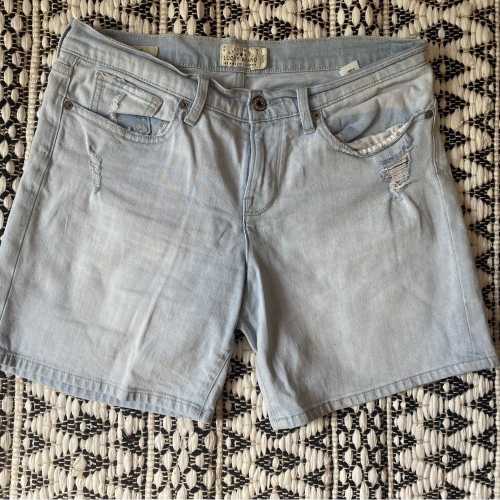 Lucky Brand